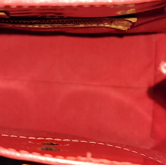 LOUIS VUITTON Reade PM Rouge Monogram Vernis MI1012 Handbag - Picture 10 of 16